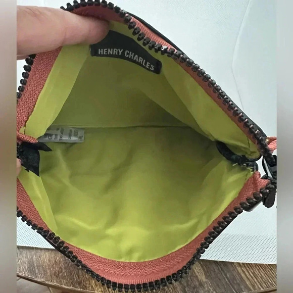 HENRY CHARLES | Perfect Is Boring pouch. - Picture 9 of 11